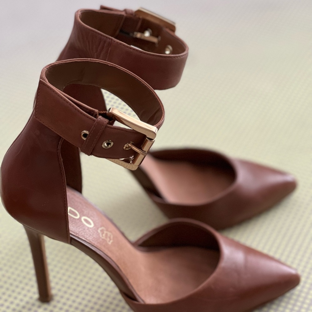 Aldo brown leather heels